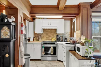 11 Winthrop Road #B, West Hartford, CT 06110 - Photo 9