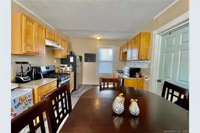 40 Orchard Street, Stamford, CT 06902 - Photo 1