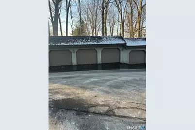 33 Harbour Village #D, Branford, CT 06405 - Photo 3