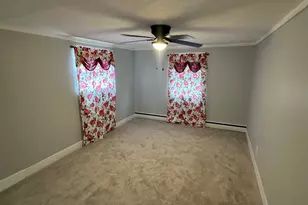 24 Bel-Aire Cir, Windsor Locks, CT 06096 - Photo 15