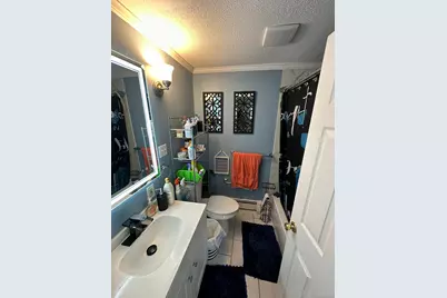 24 Bel Aire Circle, Windsor Locks, CT 06096 - Photo 5