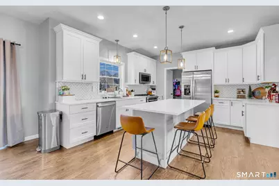 40 Wiegert Way, Bristol, CT 06010 - Photo 11