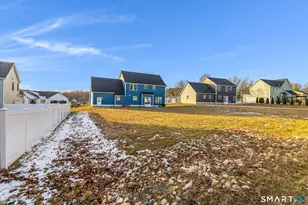 40 Wiegert Way, Bristol, CT 06010 - Photo 3