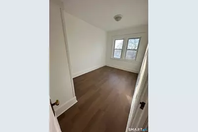 52 Oak Street, Waterbury, CT 06704 - Photo 17