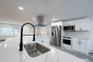 148 Hyde Rd, West Hartford, CT 06117 - Photo 9