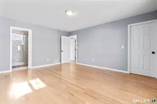 35 Rosemount Ave, Waterbury, CT 06708 - Photo 15