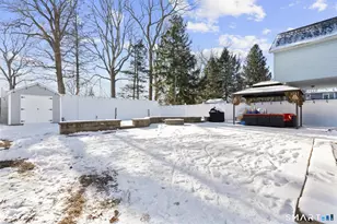 35 Rosemount Ave, Waterbury, CT 06708 - Photo 29