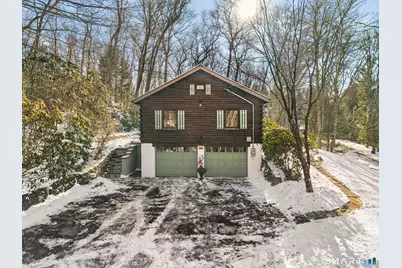 4 Rowledge Pond Road, Newtown, CT 06482 - Photo 3