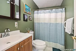 2220 Harbor View Dr, Rocky Hill, CT 06067 - Photo 19