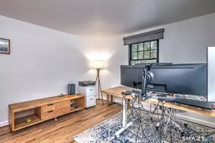 10 Woodcliff Dr, Simsbury, CT 06070 - Photo 17