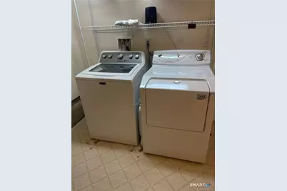 11 Mannions Lane #APT 11, Danbury, CT 06810 - Photo 13