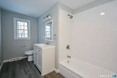 29 Minister Brook Drive, Simsbury, CT 06070 - Photo 17