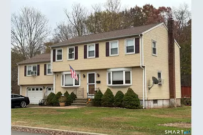 49 Hemlock Place, Middletown, CT 06457 - Photo 1