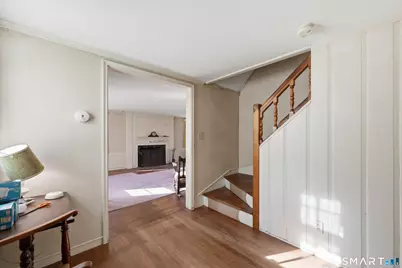 38 Roberts Lane, West Hartford, CT 06107 - Photo 3