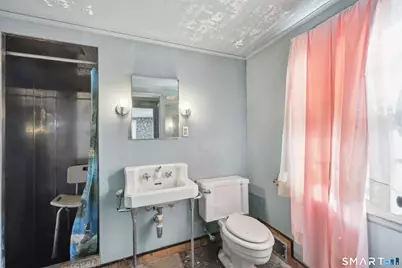 38 Roberts Lane, West Hartford, CT 06107 - Photo 23