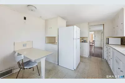 38 Roberts Lane, West Hartford, CT 06107 - Photo 9