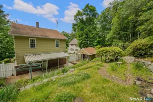 58 Sunnyside Ave, Norwich, CT 06360 - Photo 5
