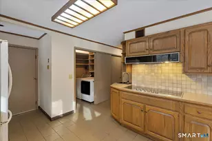 1405 Dunbar Hill Rd, Hamden, CT 06514 - Photo 13