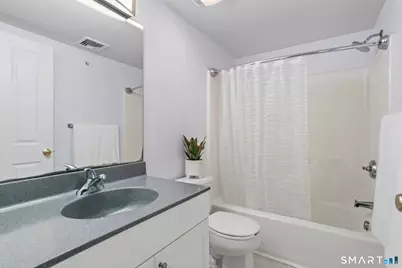 3250 Fairfield Avenue #APT 302, Bridgeport, CT 06605 - Photo 19