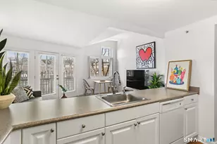 3250 Fairfield Ave, Bridgeport, CT 06605 - Photo 7