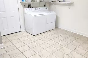 85 Camp Ave, Stamford, CT 06907 - Photo 13