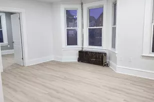 23 King St, Hartford, CT 06114 - Photo 3