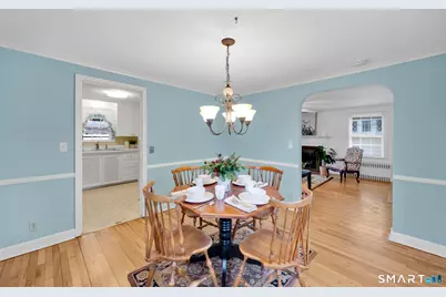 60 Tredeau Street, Hartford, CT 06114 - Photo 9