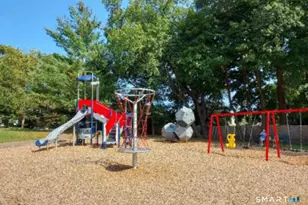 90 2nd St, Fairfield, CT 06825 - Photo 23