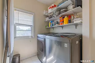 90 2nd St, Fairfield, CT 06825 - Photo 13