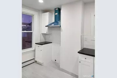 23 King Street #2nd Floor, Hartford, CT 06114 - Photo 3