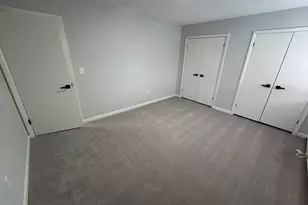 111 Sutton Pl, Bloomfield, CT 06002 - Photo 33