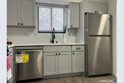 111 Sutton Place #111, Bloomfield, CT 06002 - Photo 21