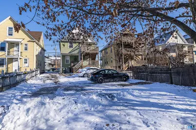 795 Brewster Street #3rd floor, Bridgeport, CT 06605 - Photo 11