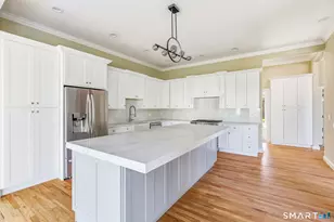 106 C Comstock Hill Ave, Norwalk, CT 06850 - Photo 3