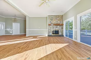 106 C Comstock Hill Ave, Norwalk, CT 06850 - Photo 21