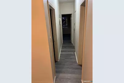 800 Hallett Street #2nd left, Bridgeport, CT 06608 - Photo 7