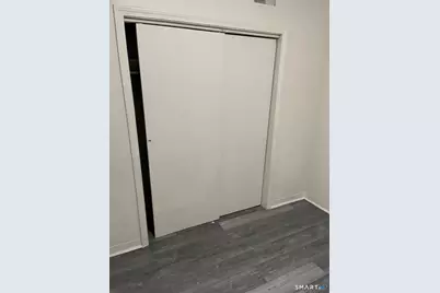 800 Hallett Street #2nd left, Bridgeport, CT 06608 - Photo 11