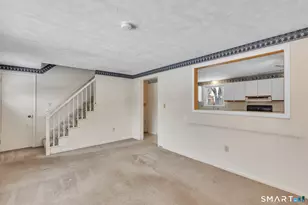 337 Abbe Rd, Enfield, CT 06082 - Photo 5