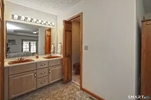 95 Ash Dr, Hamden, CT 06518 - Photo 21