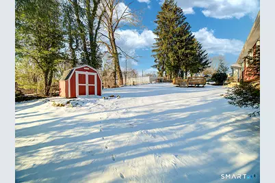 18 Anns Farm Road, Hamden, CT 06518 - Photo 37