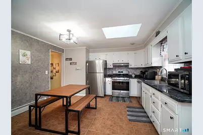 18 Anns Farm Road, Hamden, CT 06518 - Photo 5