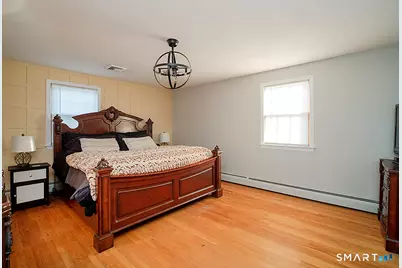 18 Anns Farm Road, Hamden, CT 06518 - Photo 21