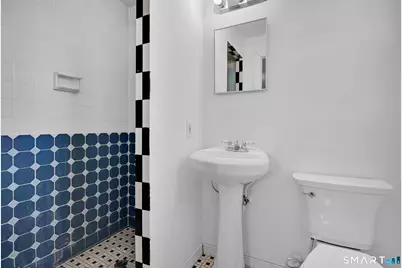 21 Glenn Lane, West Hartford, CT 06110 - Photo 13