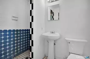 21 Glenn Ln, West Hartford, CT 06110 - Photo 13