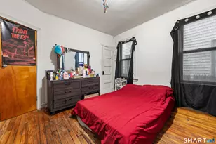 386 Huntington Rd, Bridgeport, CT 06608 - Photo 11