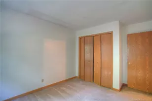 26 Dartmouth Dr, Groton, CT 06355 - Photo 21