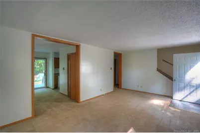 26 Dartmouth Drive, Groton, CT 06355 - Photo 5