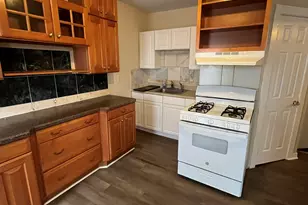 33 Dewey St, New Britain, CT 06051 - Photo 5