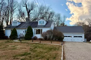 12 Belaire Dr, Westport, CT 06880 - Photo 1