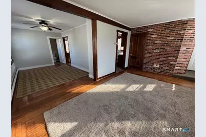 18 Cleveland Street, Stonington, CT 06379 - Photo 9